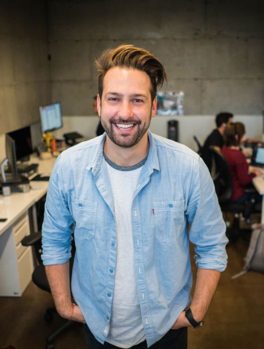 Mann im Büro